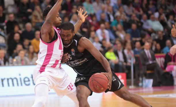 他需要在比 他需要在比