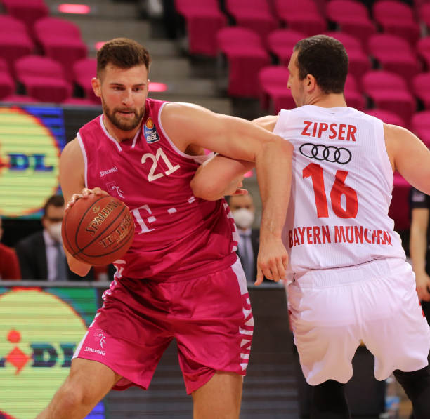 动荡时期 动荡时期