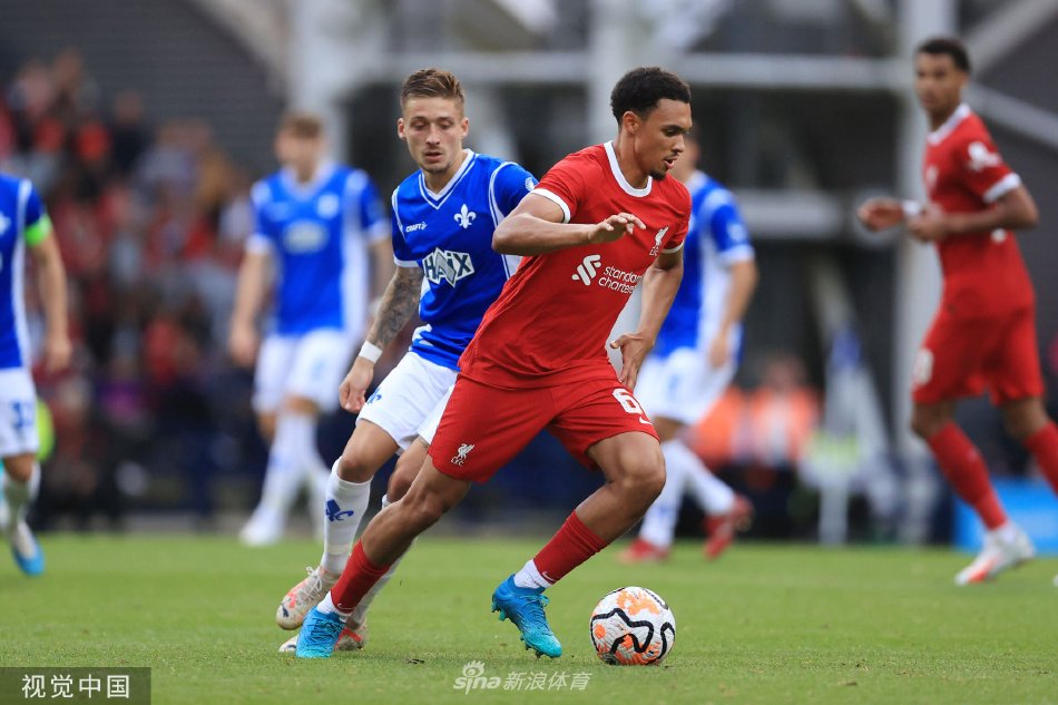 的联赛中立 的联赛中立