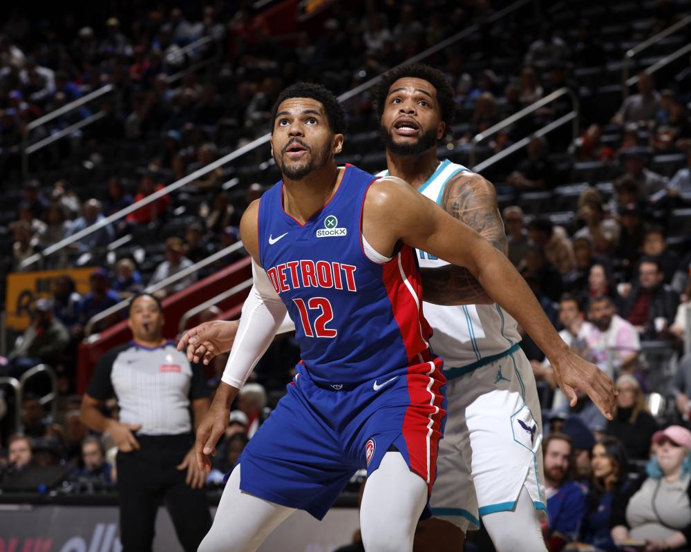 份的固定薪 份的固定薪