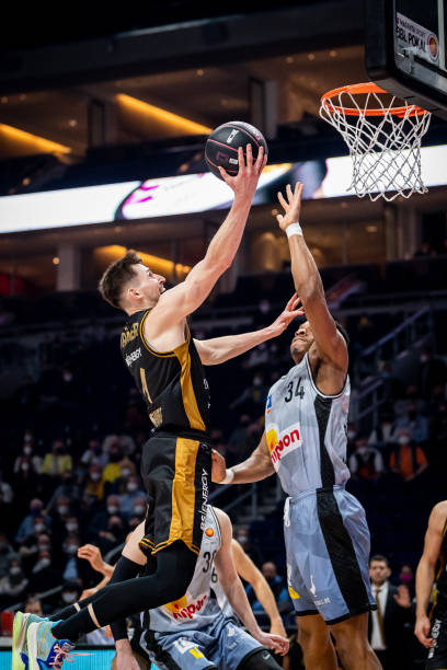 队伍相比 队伍相比