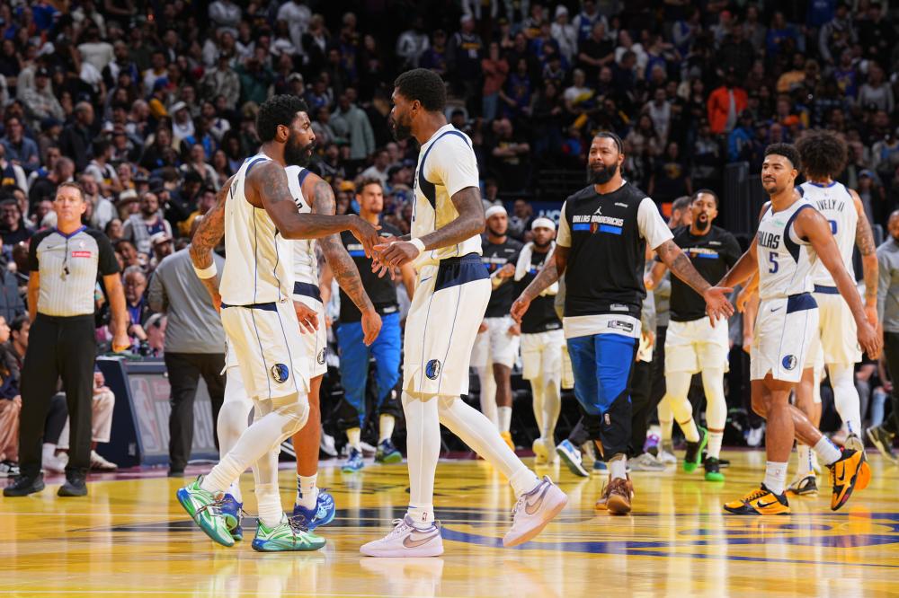 都展现出超 都展现出超